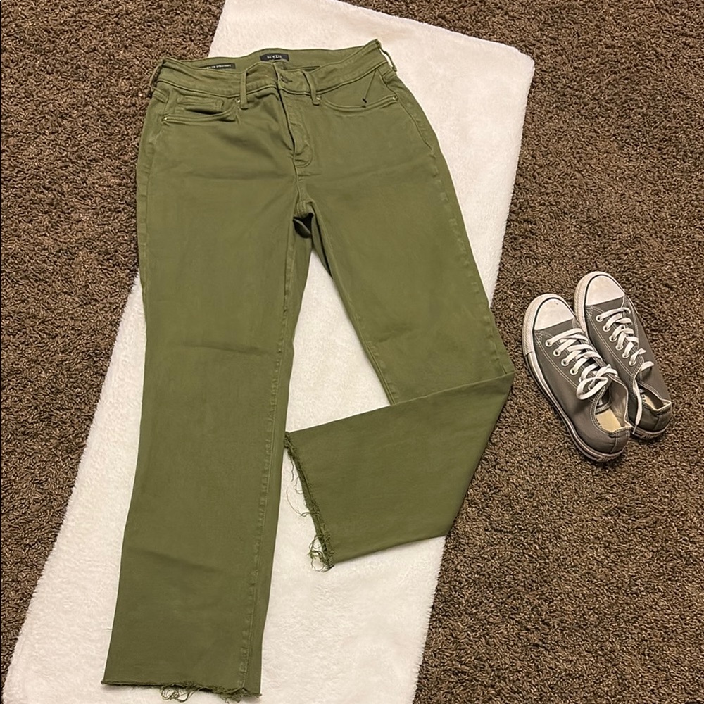 NYDJ Green Ankle Cropped Jeans with Smooth Fabric